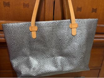 Consuela tote