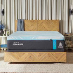 Brand New Tempur-Pedic Luxebreeze Médium Hybrid Queen Size 