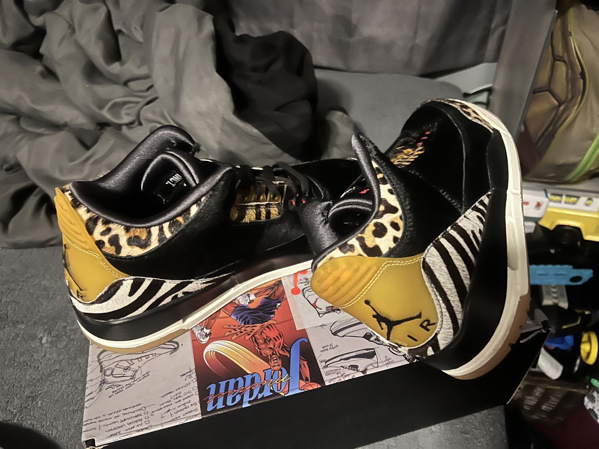 Nike Air Jordan Retro SE Animal Instinct (Mens Size - Main Image