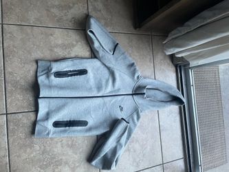 Nike tech