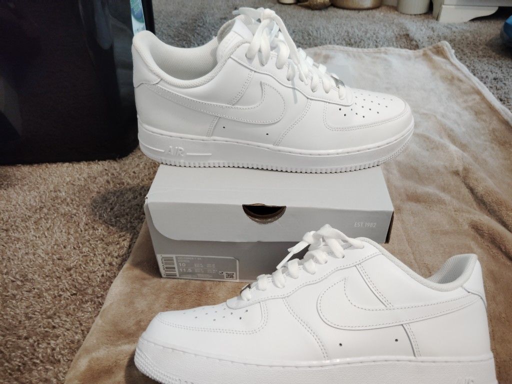 Nike Air Force One (White) Mens Size: 10