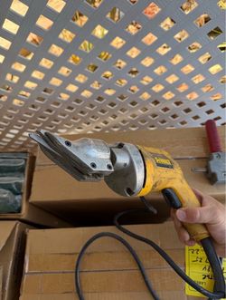 Dewalt swivel head shears