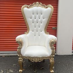 Throne Chair