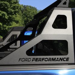 🔥 FOR SALE: Ford Performance Super Duty Chase Rack – Hammer Black 🔥
