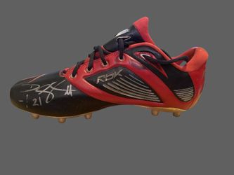 Sign Reebok cleats