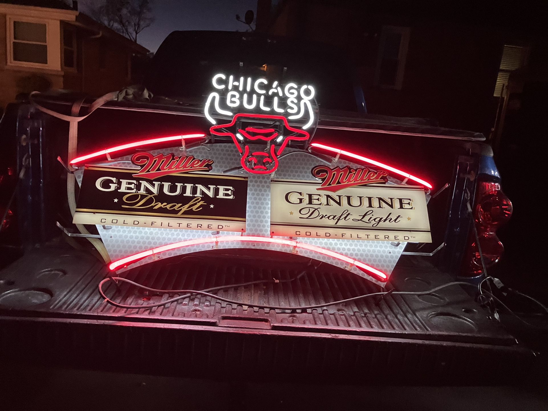 Chicago Bulls Miller MGD Neon