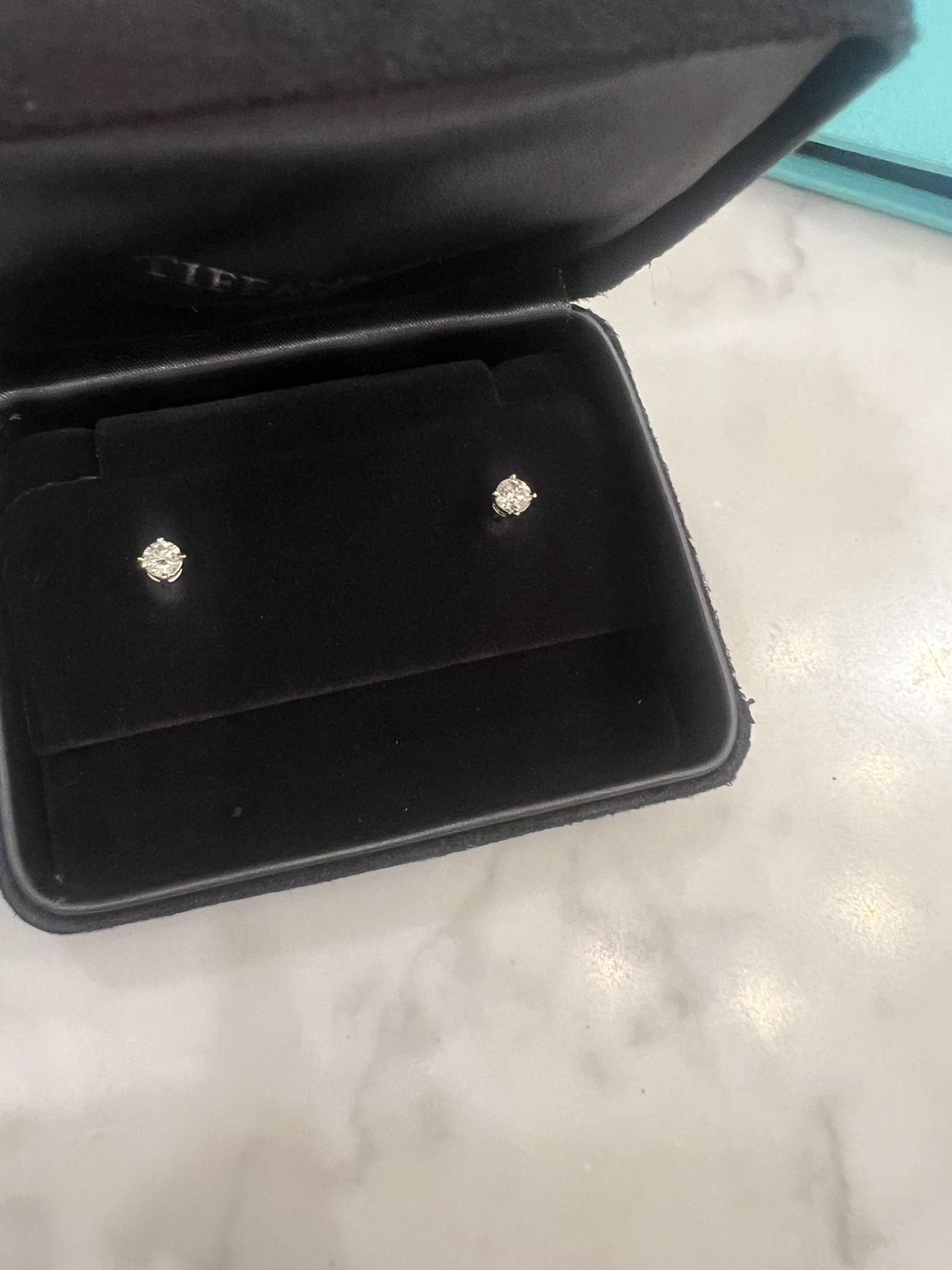 Tiffany And Co Diamond Earrings Total Carat 46