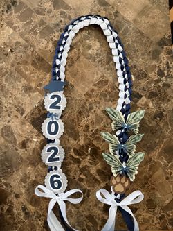 Graduation leis