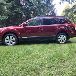 Subaru Outback 2011
