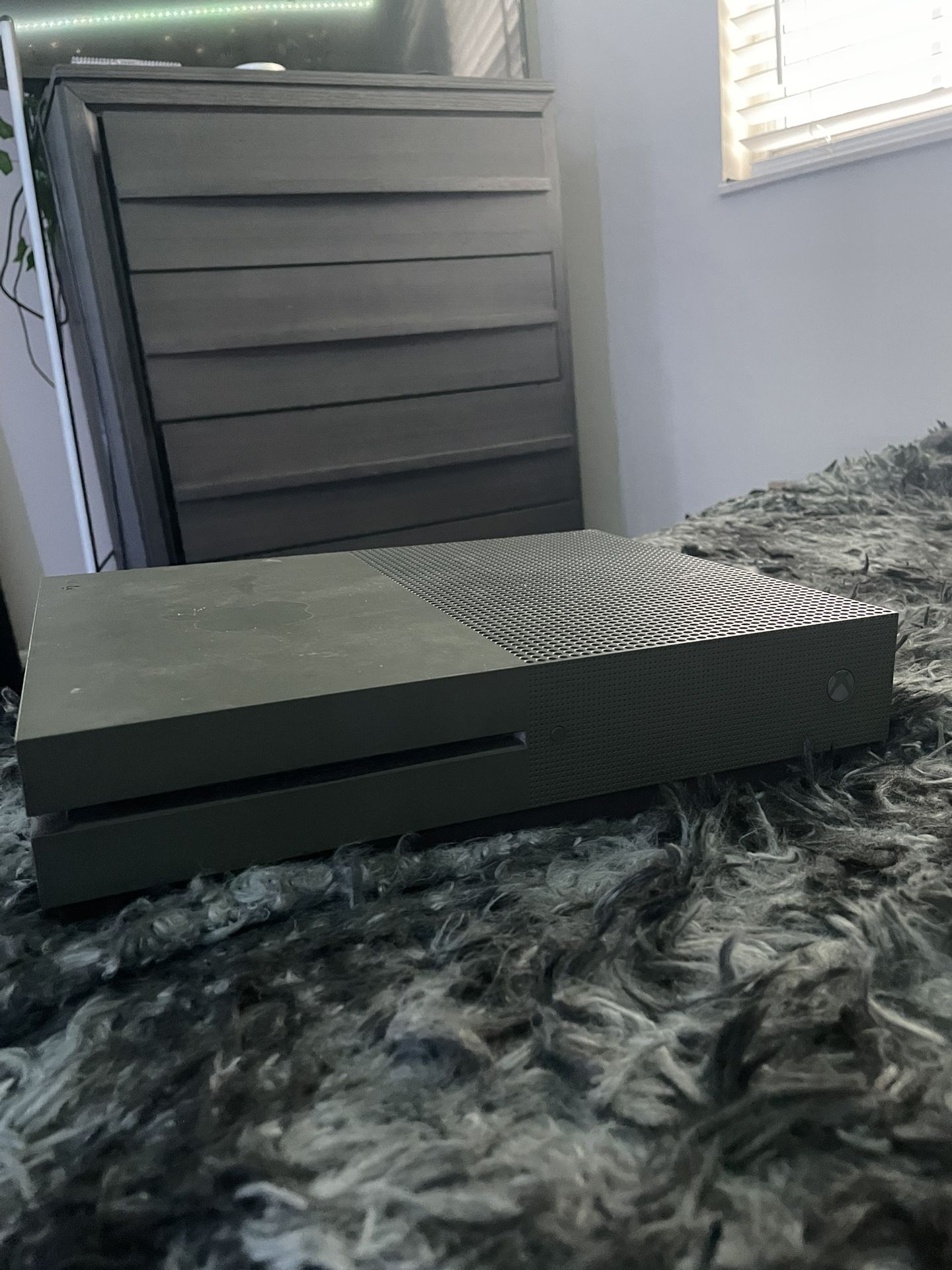 Xbox One S