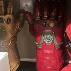 DOUBLE INFINITY GAUNTLETS FROM DISNEY PARKS