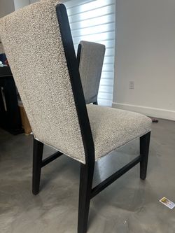 Dining chair
