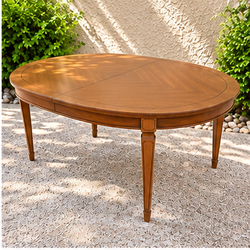 Vintage Extendable Wood Dining Table with Leaf – Beautiful Veneer & Inlay ($275)