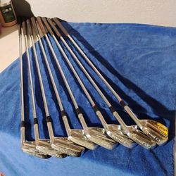Vintage Spalding Golf Club Wedges Set 2-9 Set