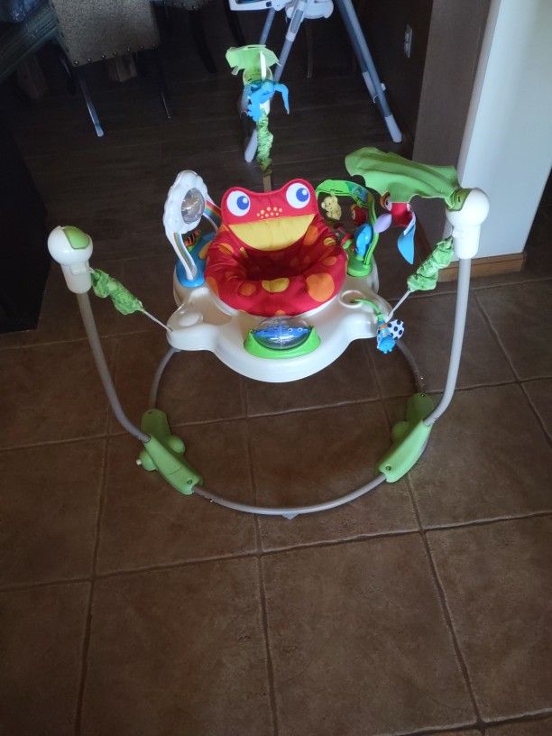 Fischer -Price Baby Bouncer Rainforest Jumperoo
