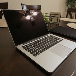 Macbook Pro 2015 Core i5 8GB