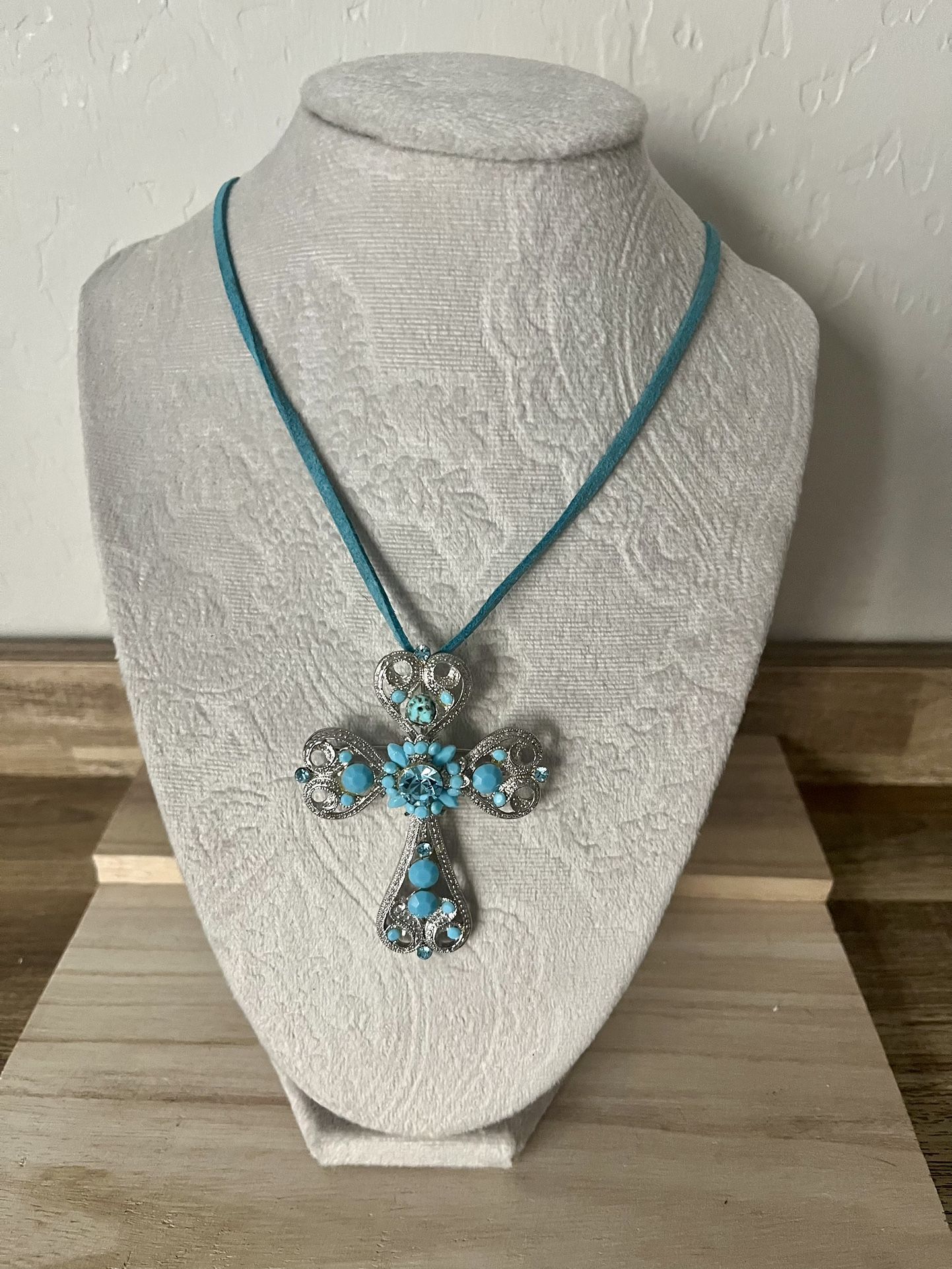 Cross Pin Brooch Pendant Necklace- Blue