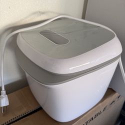 Baby bottle and toy sanitizer