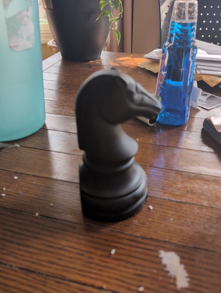 Knight And Rook Table Accessories For Decorating