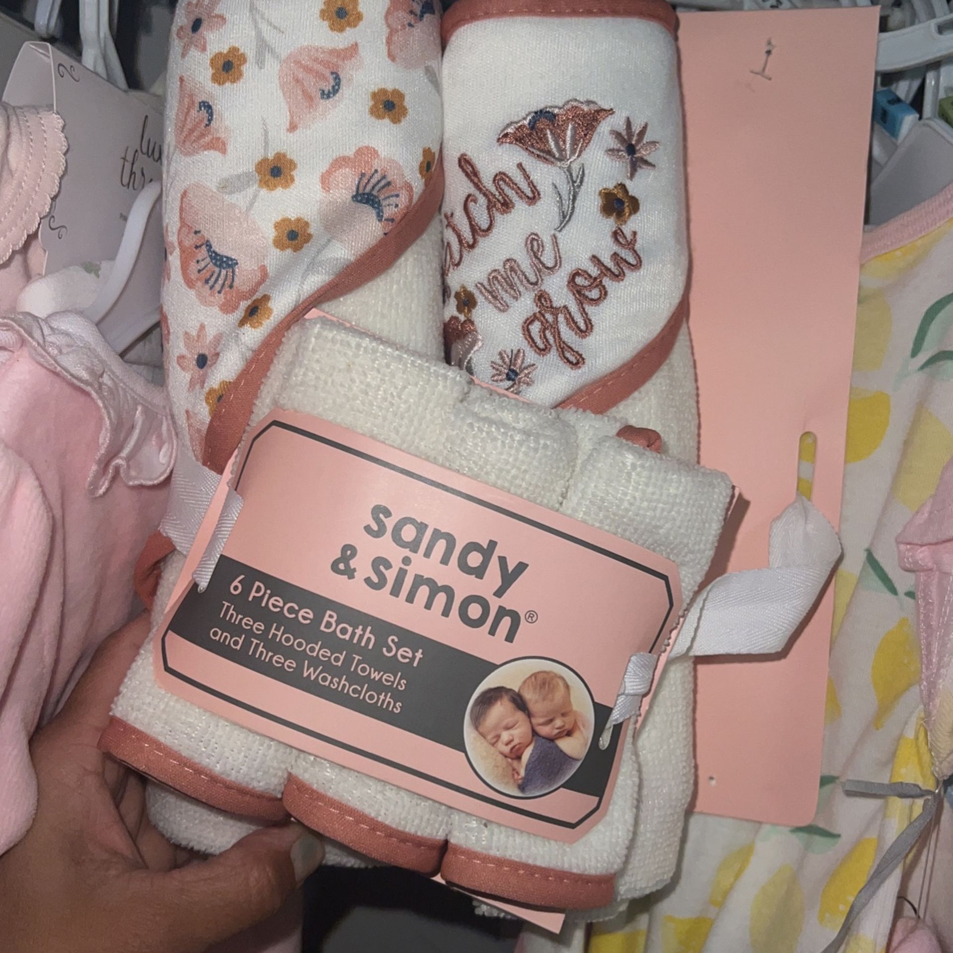 New Sandy $ Simon 6 Piece Bath Set