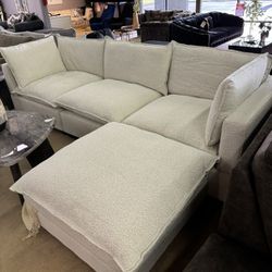 🚛 Same Day⚡️Next Day Delivery 🚛 💰Easy Financing Options 👉
Santa Monica Sand Boucle Modular Sectional Sofa / 4pc

