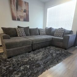 U-Shaped 6-Seater Sectional Sofa with Ottoman 