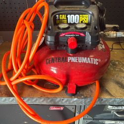 Central Pneumatic Pancake Air Compressor