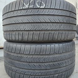 (2) 255 35 19 Michelin Tires 
