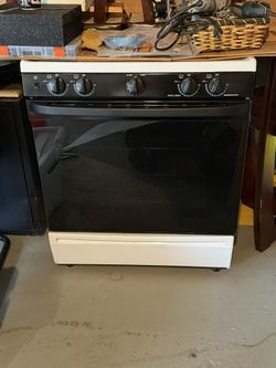GE 30" Free-Standing Gas Range Stove