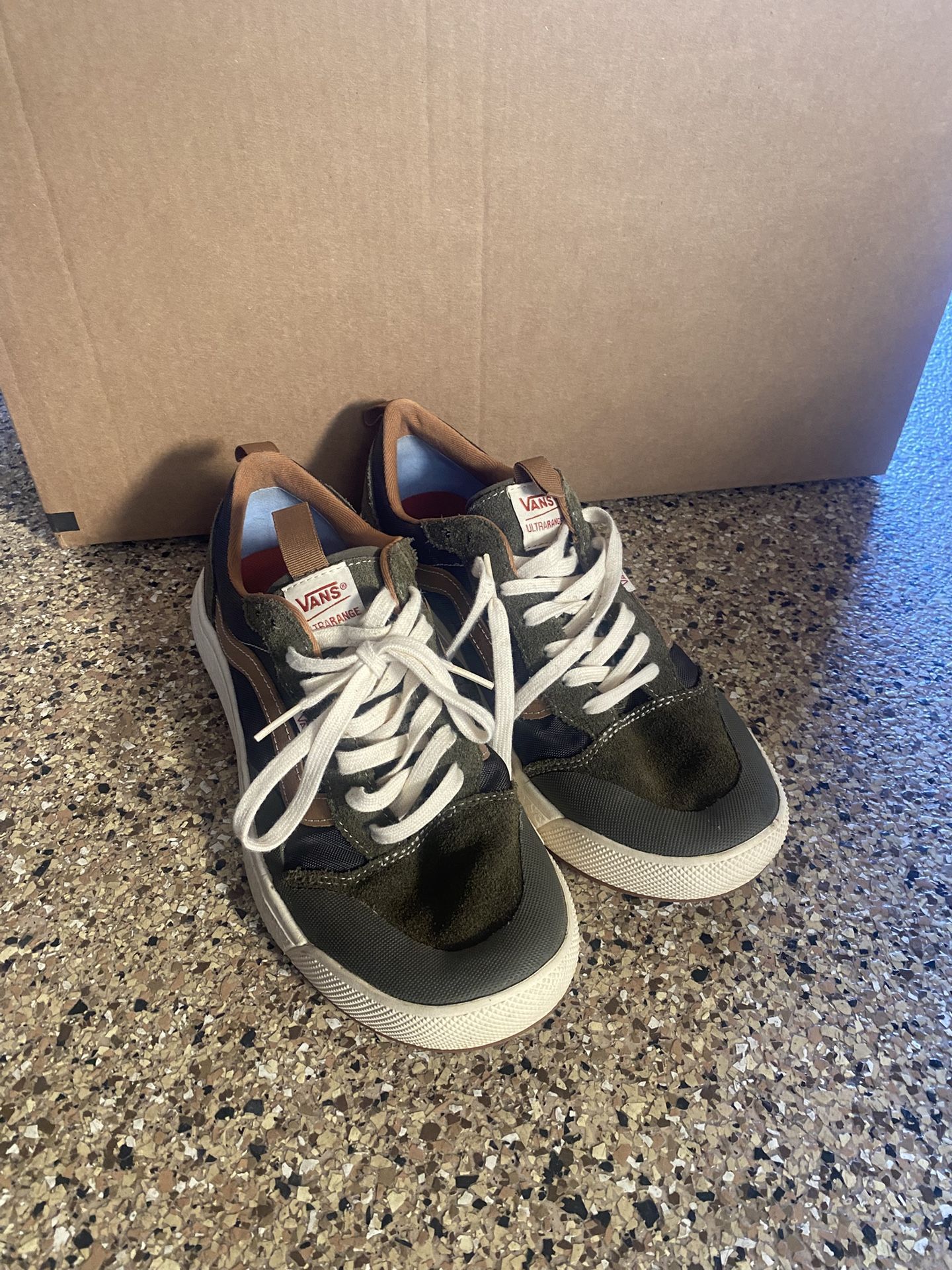 Vans Green Ultra Range Low Tops, men’s 10