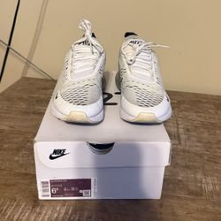 Nike Air Max 270