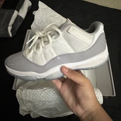 Jordan 11 Low Cement Grey 