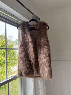 Lanshifei Faux Fur Vest