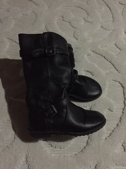 Girls black boots shoes size 9