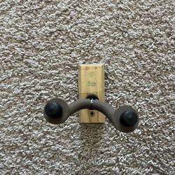 String Swing Wall Mounted Guitar Stand / Hanger