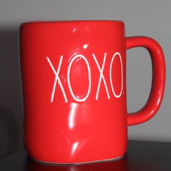 Rae Dunn By Magenta XOXO Coffee Tea Mug Cup Red 10oz Large Ceramic Love Gift NEW