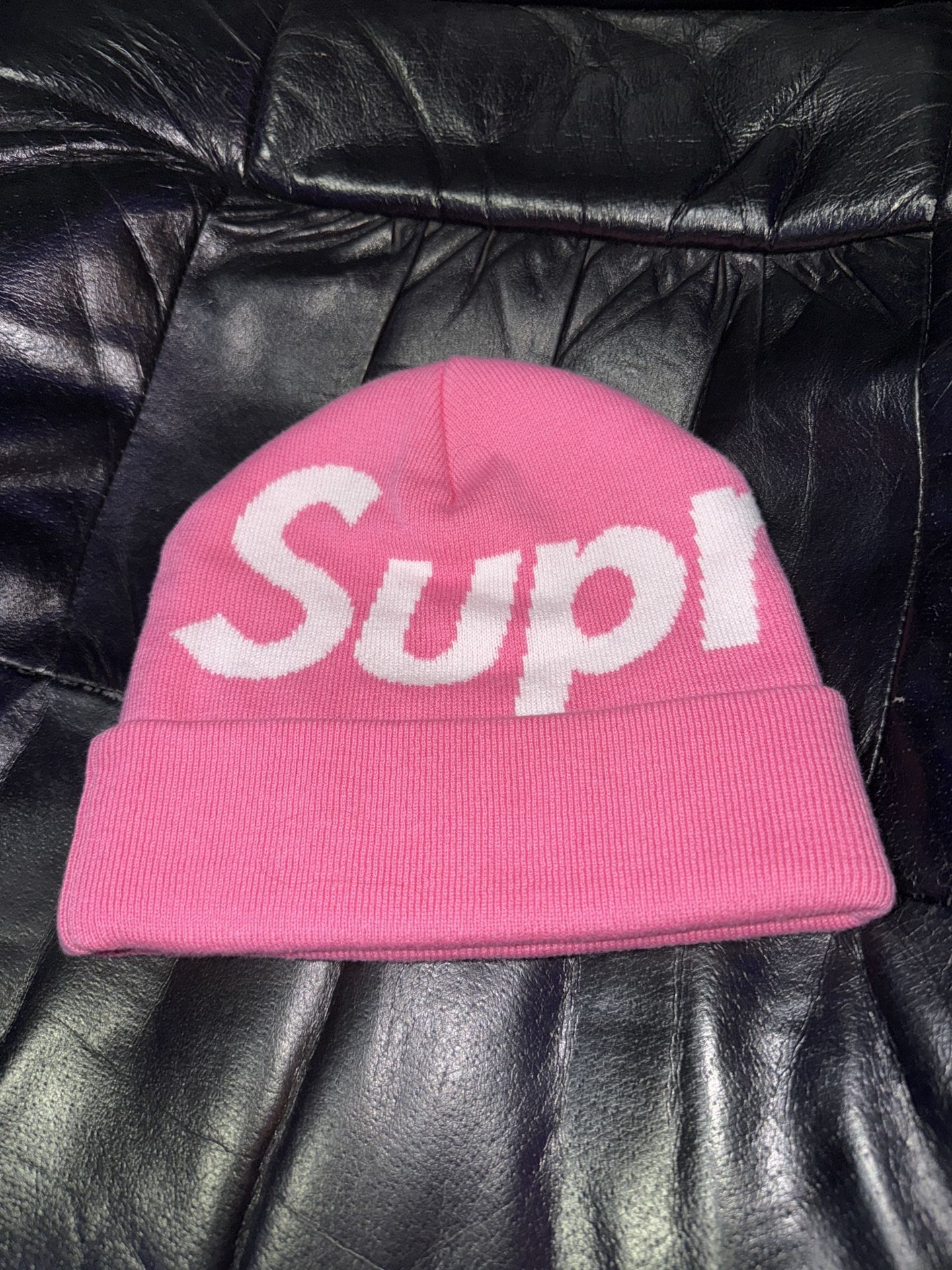 Supreme Beanie (pink)