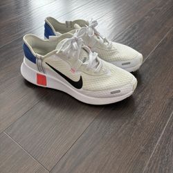 Nike Reposto White Flash Crimson Size 8