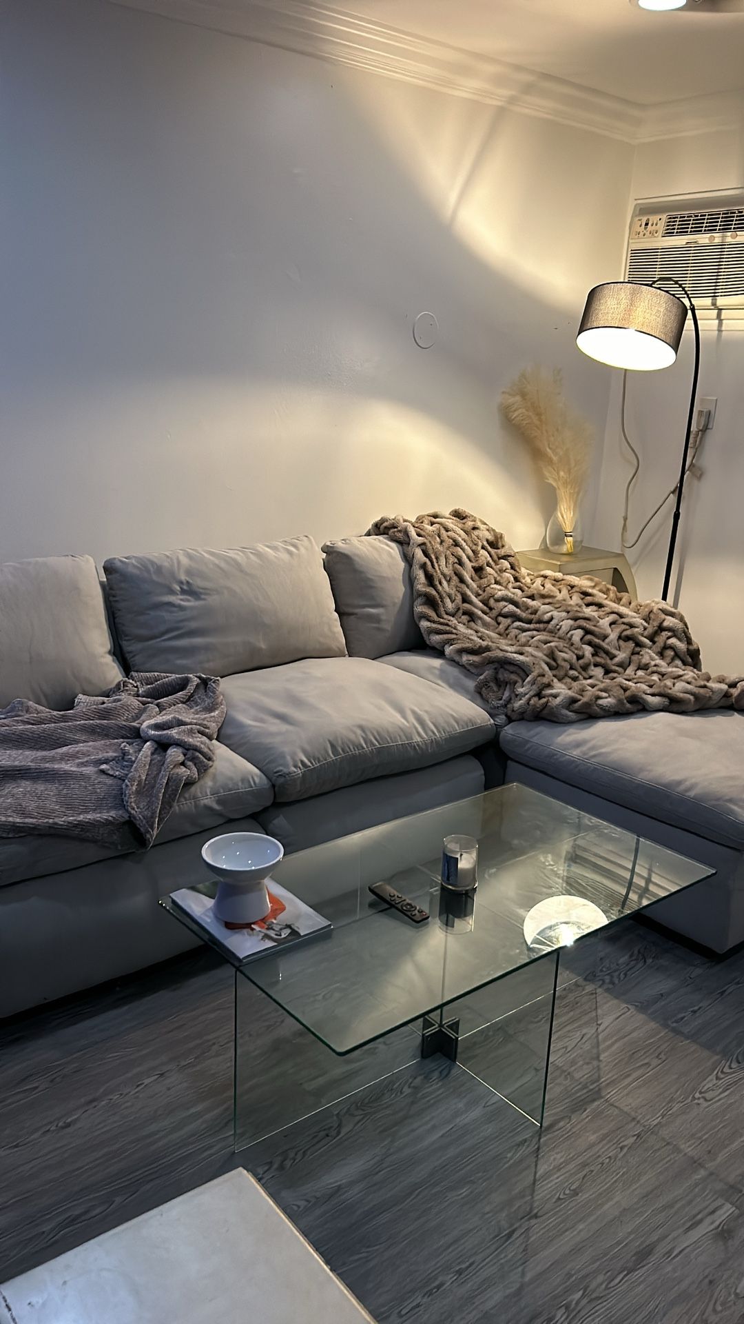 Beige modular couch (local delivery + $50)