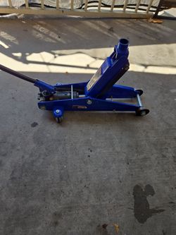 Duralax jack 2 ton,works great