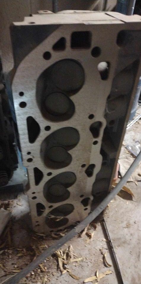 Big Block Chevy Closed Chamber Cylinder Heads