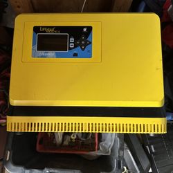 LifeTech Mod1C 12V Battery Charger