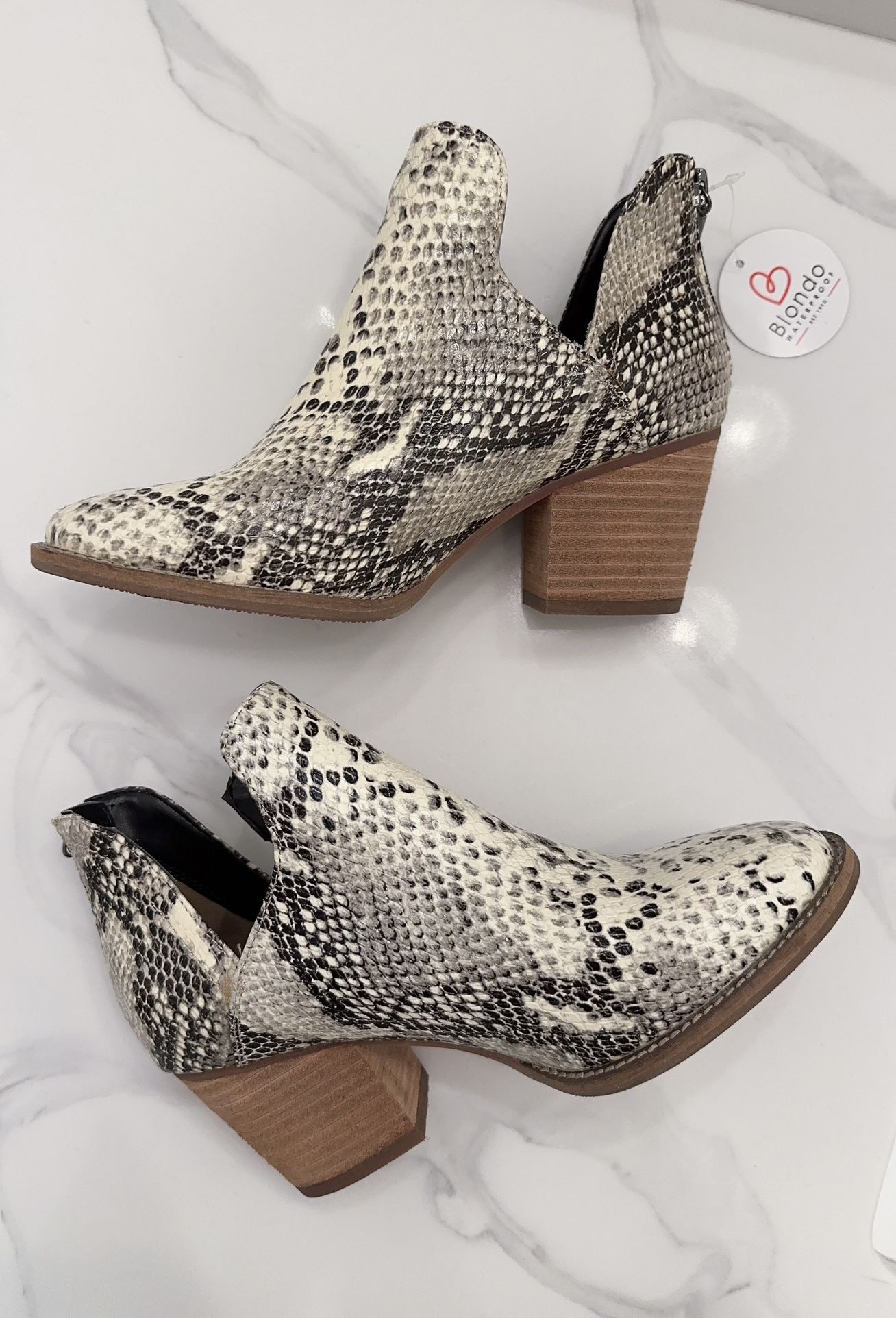 New Blondo Waterproof Leather Boots