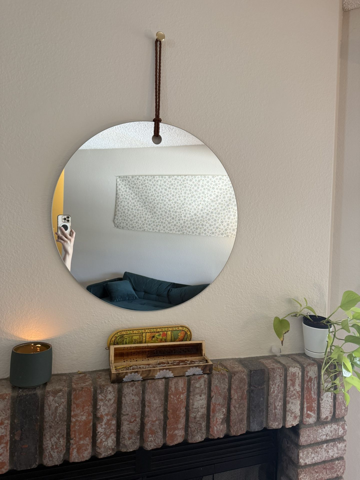 Circle Mirror