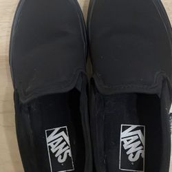 Slip On Black On Black Vans