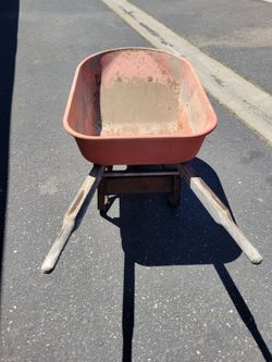 Wheelbarrow