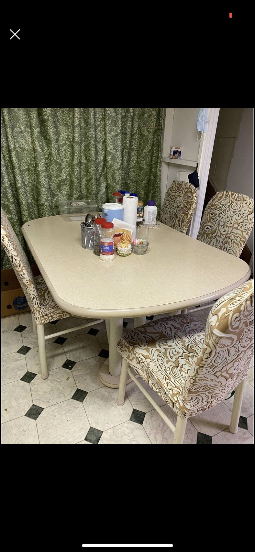 Kitchen Table And Chairs