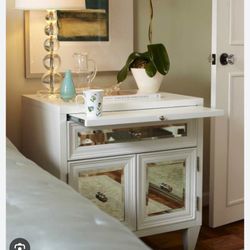 Z Gallerie Concerto Set