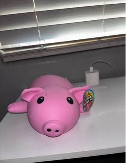 Jumbo squish pig