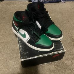 Pinewood Jordan High tops 